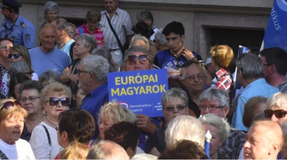 Szavazói önkorlátozás