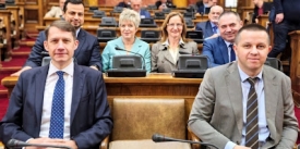 A hatalom bűvöletében  