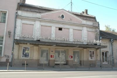 Nyűgös tűnődés a szabadelvűségről