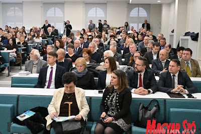 Szili Katalin eltörölné azt, ami nincs!