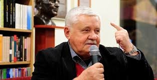 Eltűnt a türelmes középút