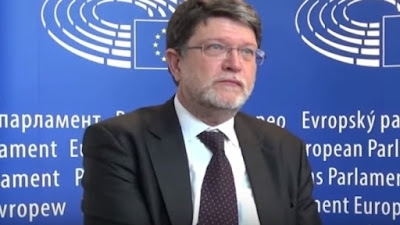 „A nemzeti kisebbségi jogok tiszteletben tartása alapvető feltétele annak, hogy Szerbia előre haladjon az európai úton”!