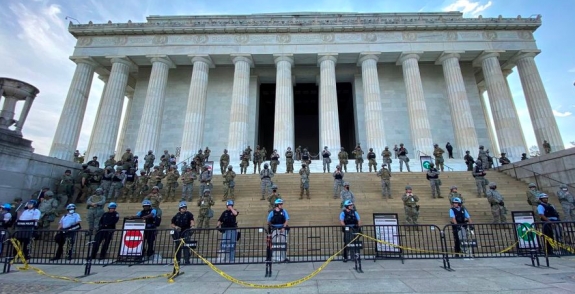 Az USA még sosem volt közelebb az önkényuralomhoz.