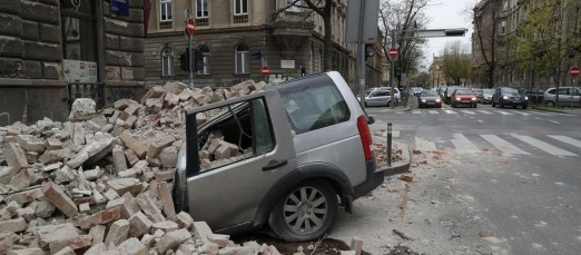 Zágráb, földrengés, Karmelita kolostor, hajnali vásárlás